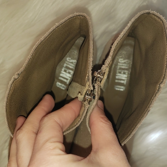 Anthropologie Silent D Women's Suede Zofie Western Boots Taupe - Picture 10 of 11